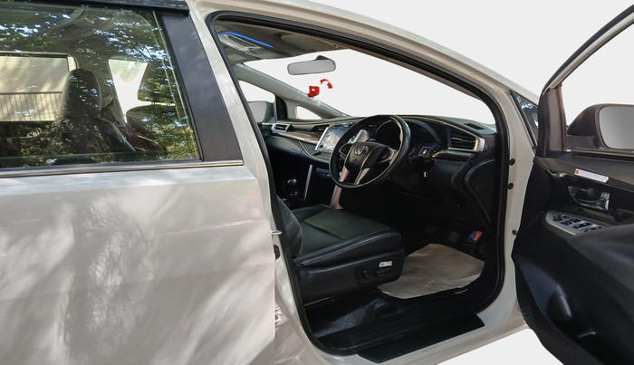 2021 Toyota Innova Crysta 2.4 ZX 7 STR, Diesel, Manual, 44,540 km, interior