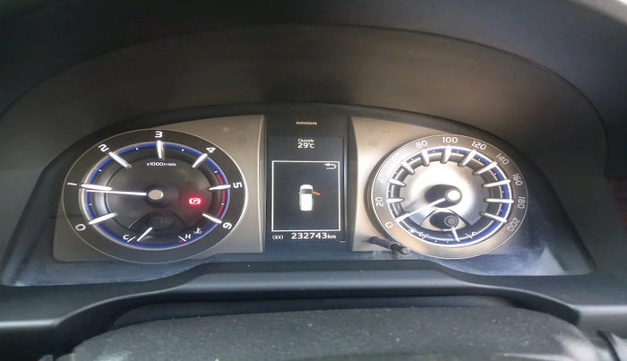 2016 Toyota Innova Crysta 2.4 VX 7 STR, Diesel, Manual, 2,32,743 km, interior