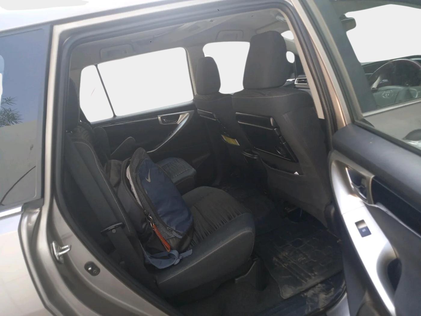 2016 Toyota Innova Crysta 2.4 VX 7 STR, Diesel, Manual, 2,34,500 km, interior