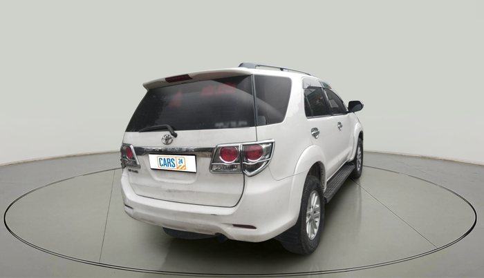 2014 Toyota Fortuner 3.0 4X2 MT, Diesel, Manual, 1,24,137 km, exterior