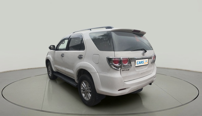 2014 Toyota Fortuner 3.0 4X2 MT, Diesel, Manual, 1,24,137 km, exterior