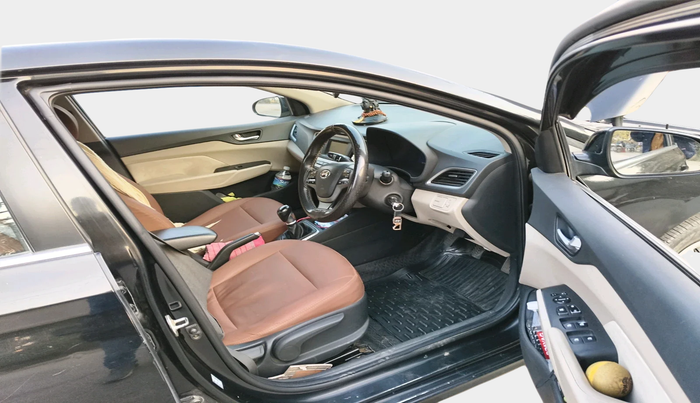 2018 Hyundai Verna 1.6 EX CRDI, Diesel, Manual, 1,56,899 km, interior