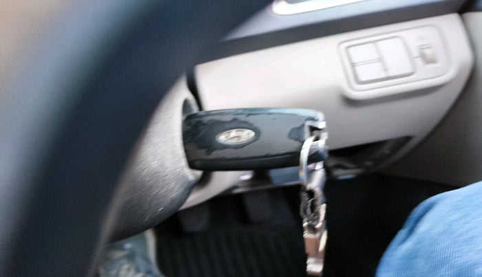 2018 Hyundai Verna 1.6 EX CRDI, Diesel, Manual, 1,56,899 km, interior