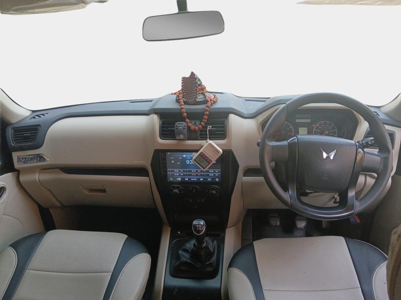 2023 Mahindra SCORPIO CLASSIC S 7STR, Diesel, Manual, 36,107 km, interior