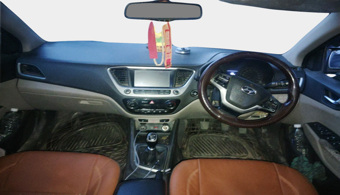 2018 Hyundai Verna 1.6 SX (O) CRDI MT, Diesel, Manual, 97,923 km, interior