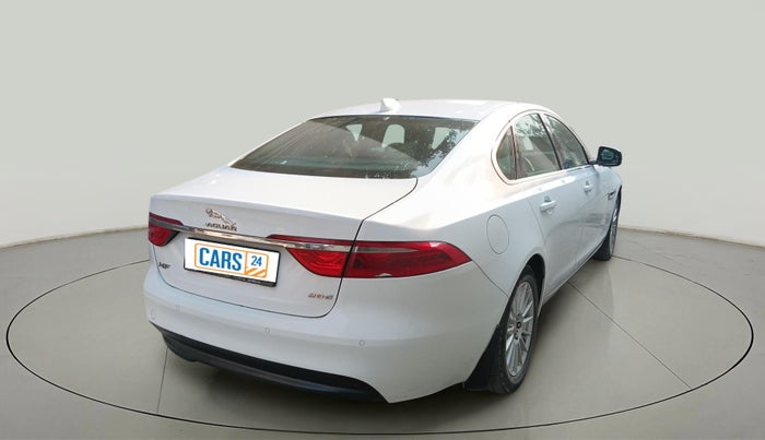 2016 Jaguar XF 2.0 DIESEL PURE, Diesel, Automatic, 1,20,493 km, exterior