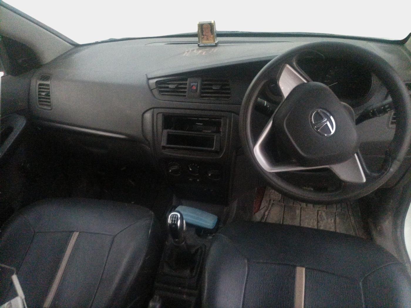 2018 Tata Zest XE PETROL, Petrol, Manual, 48,950 km, interior