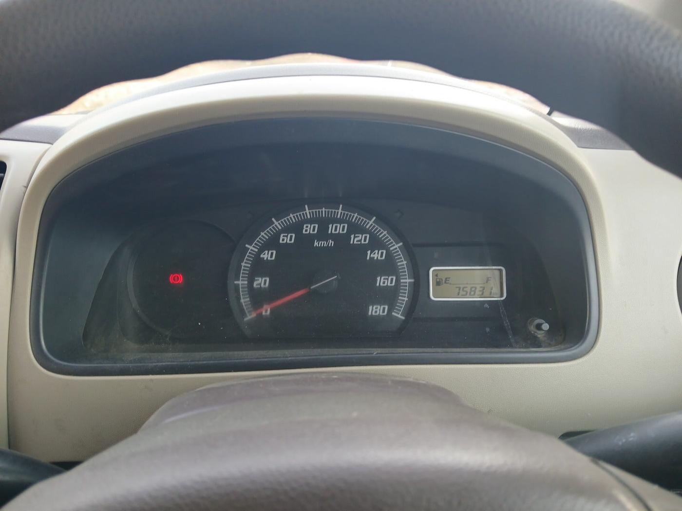 2010 Maruti Zen Estilo LXI, Petrol, Manual, 75,831 km, interior