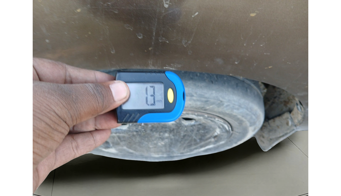 2010 Maruti Zen Estilo LXI, Petrol, Manual, 75,831 km, tyre