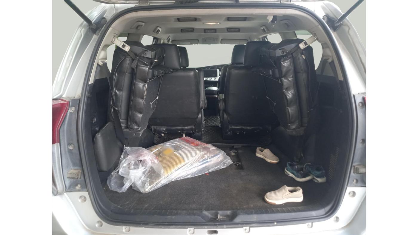 2016 Toyota Innova Crysta 2.8 GX AT 7 STR, Diesel, Automatic, 98,663 km, exterior