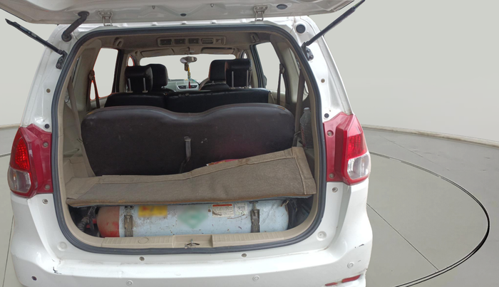 2016 Maruti Ertiga VXI CNG, Petrol, Manual, 2,57,166 km, exterior