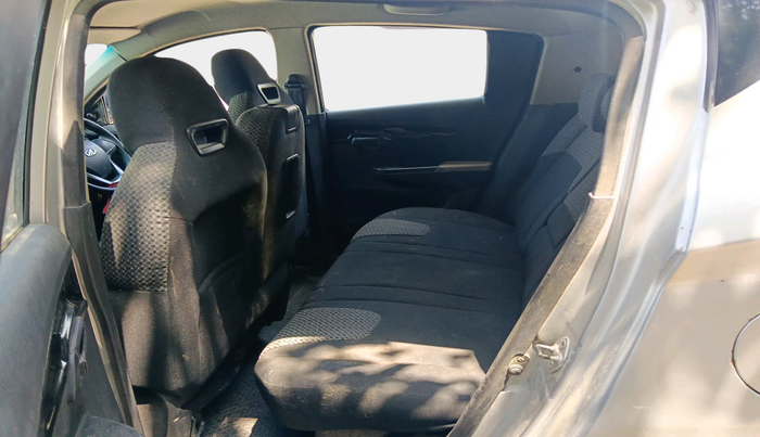 2017 Mahindra KUV 100 NXT K8 D 6 STR, Diesel, Manual, 57,482 km, interior