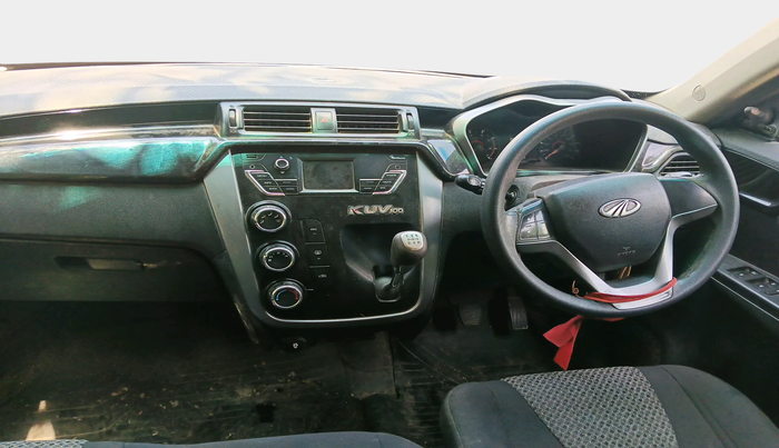 2017 Mahindra KUV 100 NXT K8 D 6 STR, Diesel, Manual, 57,482 km, interior