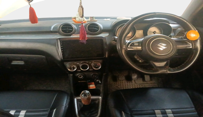 2018 Maruti Swift ZDI, Diesel, Manual, 1,15,393 km, interior