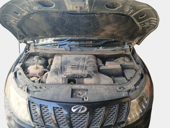2014 Mahindra XUV500 W8, Diesel, Manual, 1,45,822 km, exterior