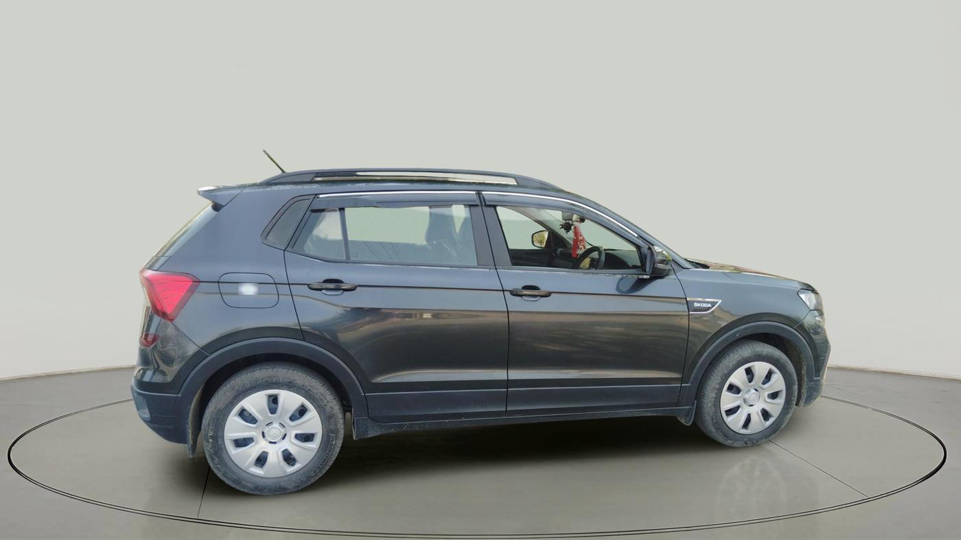 2022 Skoda KUSHAQ ACTIVE 1.0L TSI MT, Petrol, Manual, 15,709 km, exterior