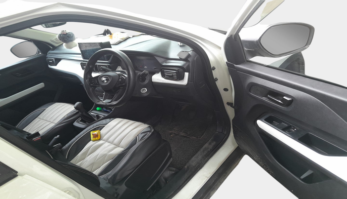 2024 Tata PUNCH PURE MT, Petrol, Manual, 23,502 km, interior
