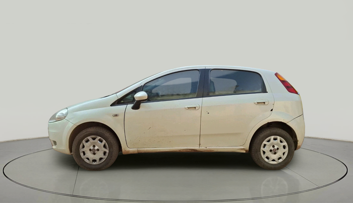 2013 Fiat Grand Punto DYNAMIC 1.3, Diesel, Manual, 1,42,413 km, exterior