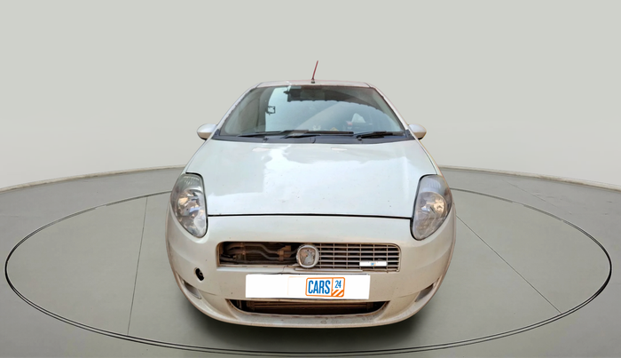 2013 Fiat Grand Punto DYNAMIC 1.3, Diesel, Manual, 1,42,413 km, exterior