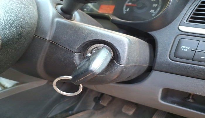 2013 Fiat Grand Punto DYNAMIC 1.3, Diesel, Manual, 1,42,413 km, interior