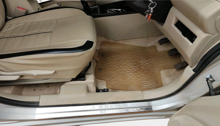 2017 Maruti Dzire VXI, Petrol, Manual, 46,963 km, interior