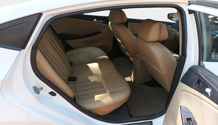 2013 Hyundai Verna FLUIDIC 1.6 CRDI SX, Diesel, Manual, 1,15,642 km, interior