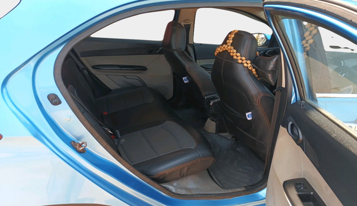 2016 Tata Tiago XT PETROL, Petrol, Manual, 1,30,327 km, interior