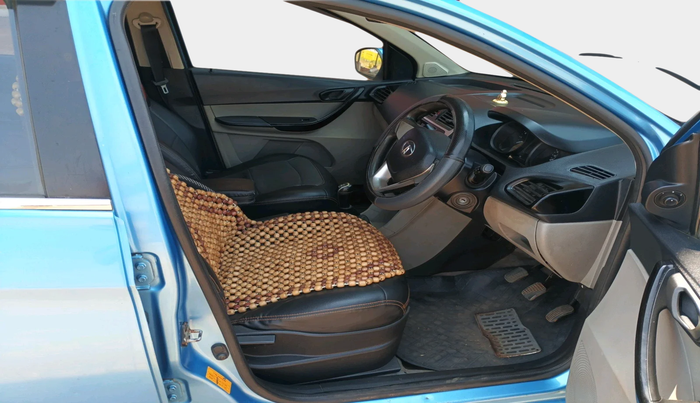 2016 Tata Tiago XT PETROL, Petrol, Manual, 1,30,327 km, interior