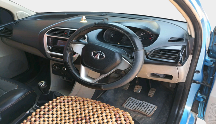 2016 Tata Tiago XT PETROL, Petrol, Manual, 1,30,327 km, interior