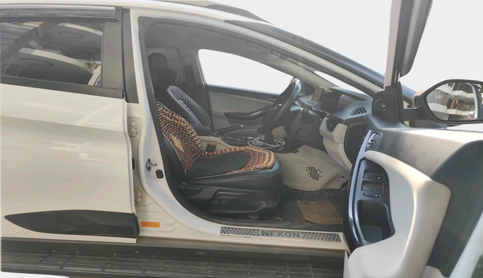 2023 Tata NEXON XZ PLUS PETROL, Petrol, Manual, 45,343 km, interior