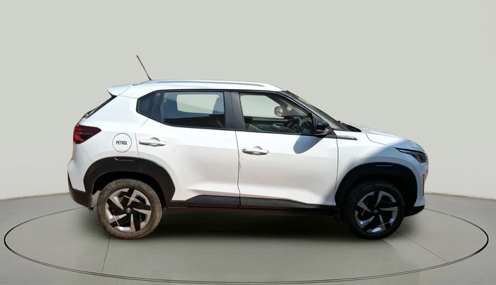 2021 Nissan MAGNITE XL, Petrol, Manual, 28,548 km, exterior