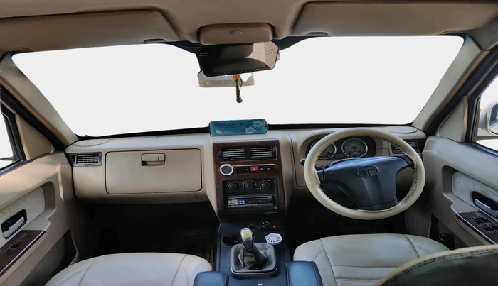 2010 Tata Sumo Grande MK II GX, Diesel, Manual, 1,75,220 km, interior