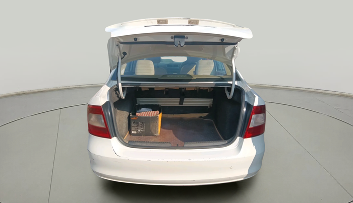 2012 Skoda Rapid AMBITION 1.6 TDI CR MT, Diesel, Manual, 1,25,342 km, exterior