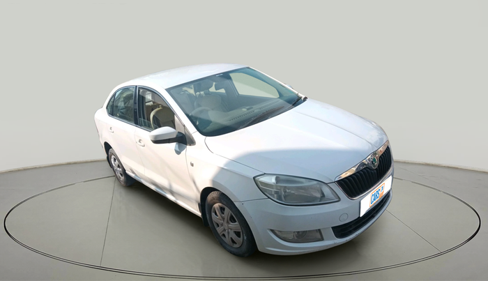 2012 Skoda Rapid AMBITION 1.6 TDI CR MT, Diesel, Manual, 1,25,342 km, exterior