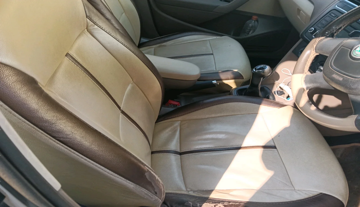 2012 Skoda Rapid AMBITION 1.6 TDI CR MT, Diesel, Manual, 1,25,342 km, interior