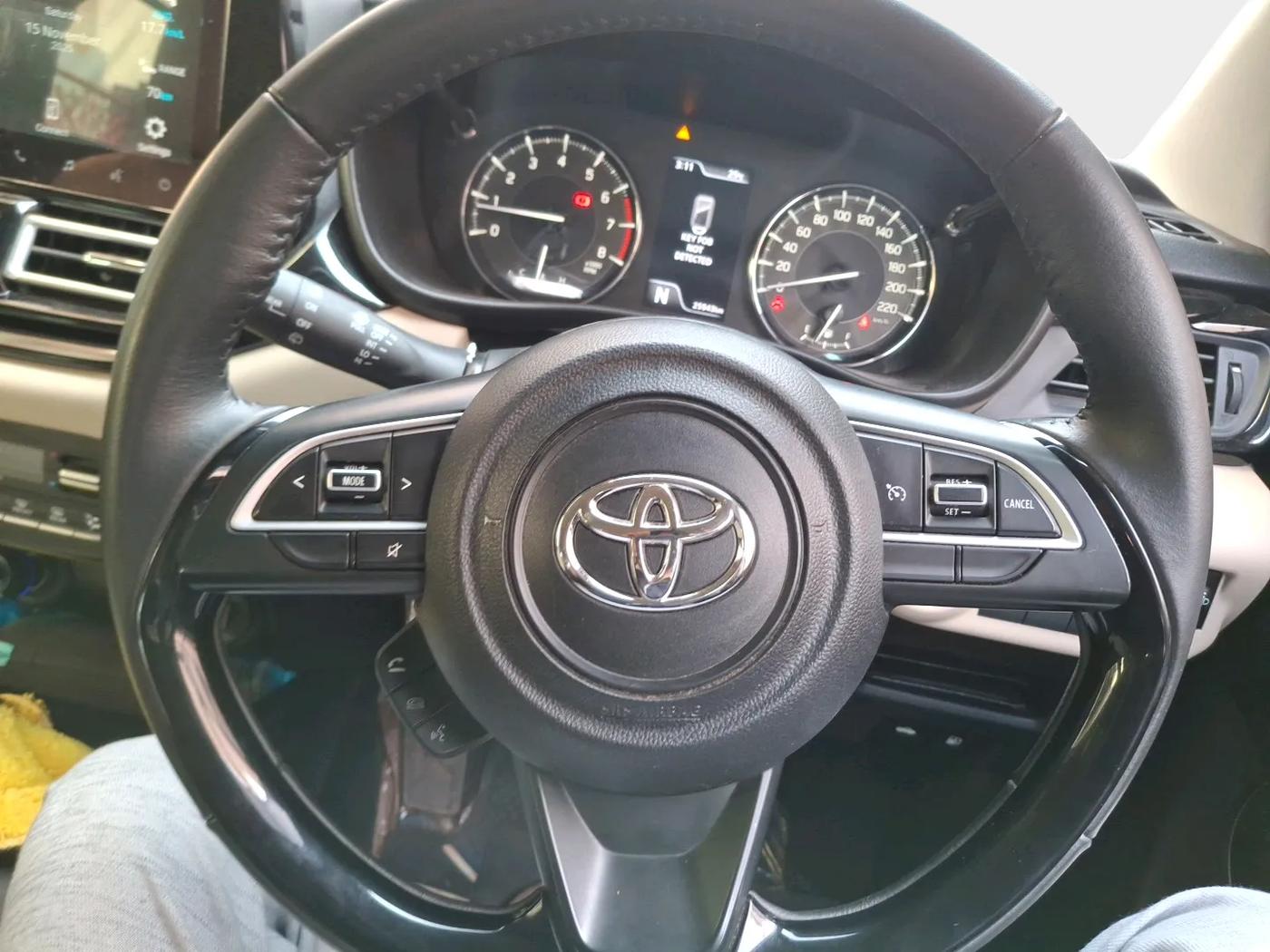 2024 Toyota Glanza V AMT, Petrol, Automatic, 25,943 km, interior