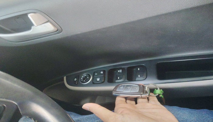 2014 Hyundai Xcent SX 1.2, Petrol, Manual, 55,074 km, interior