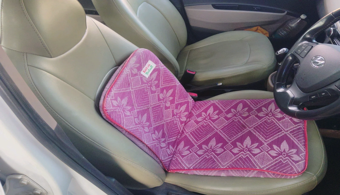 2014 Hyundai Xcent SX 1.2, Petrol, Manual, 55,074 km, interior