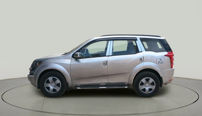 2014 Mahindra XUV500 W4, Diesel, Manual, 63,642 km, exterior