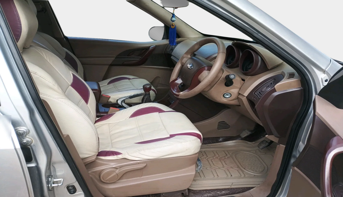 2014 Mahindra XUV500 W4, Diesel, Manual, 63,642 km, interior