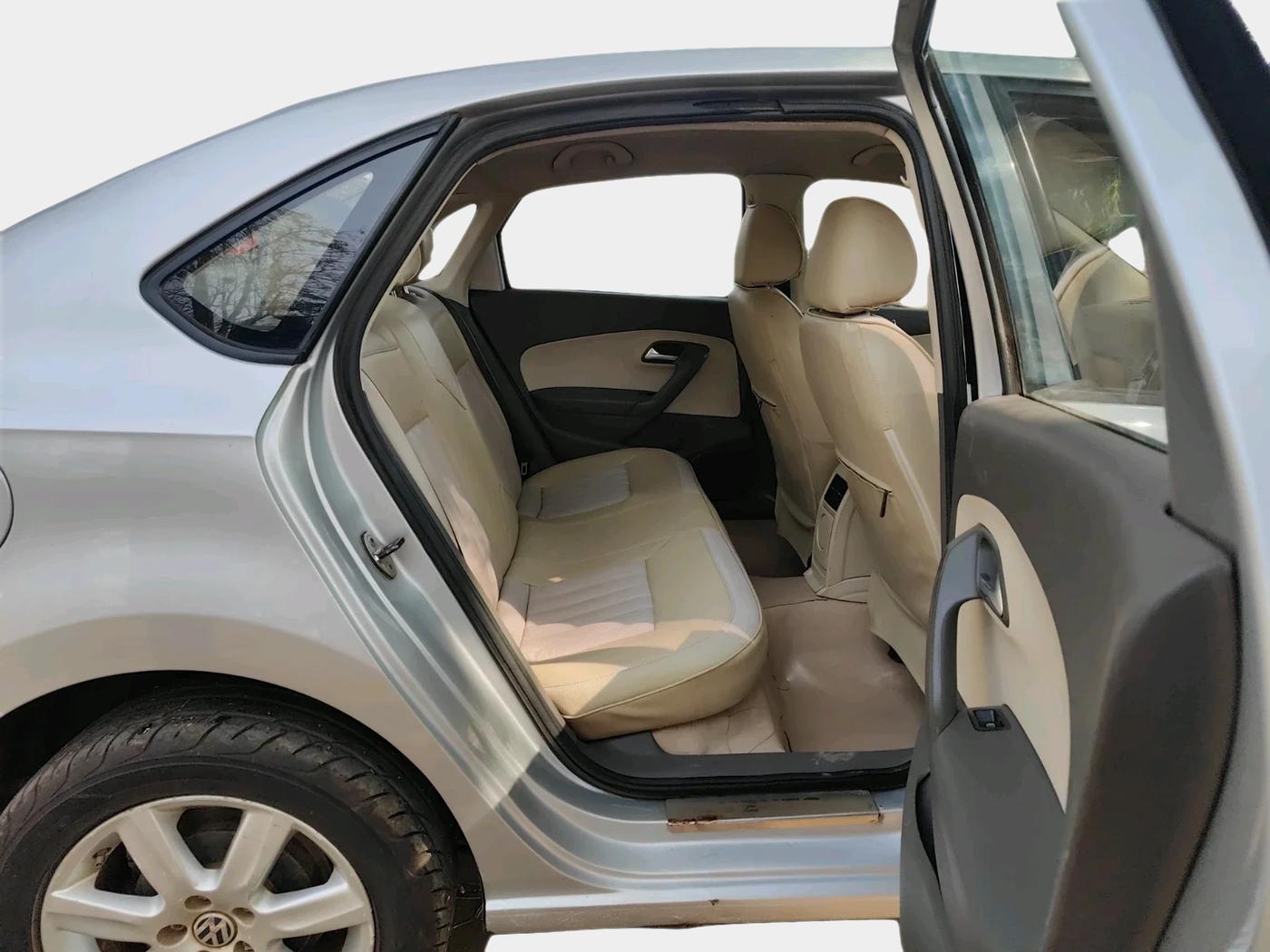 2012 Volkswagen Vento COMFORTLINE DIESEL 1.6, Diesel, Manual, 46,714 km, interior