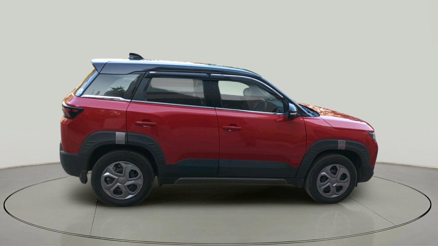 2023 Maruti BREZZA LXI SMART HYBRID, Petrol, Manual, 29,472 km, exterior