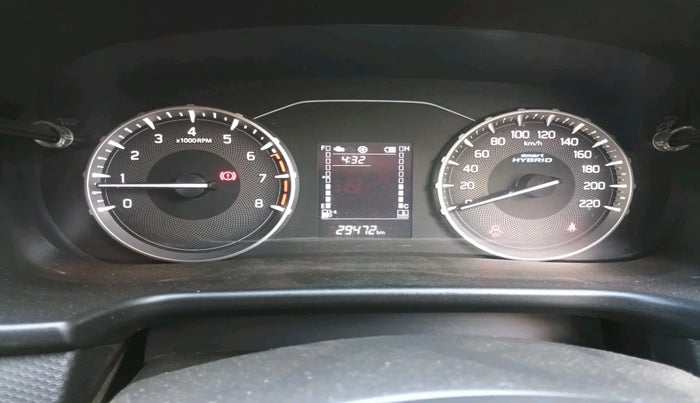 2023 Maruti BREZZA LXI SMART HYBRID, Petrol, Manual, 29,472 km, interior