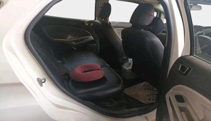 2014 Ford Ecosport TITANIUM 1.5L DIESEL, Diesel, Manual, 1,79,964 km, interior