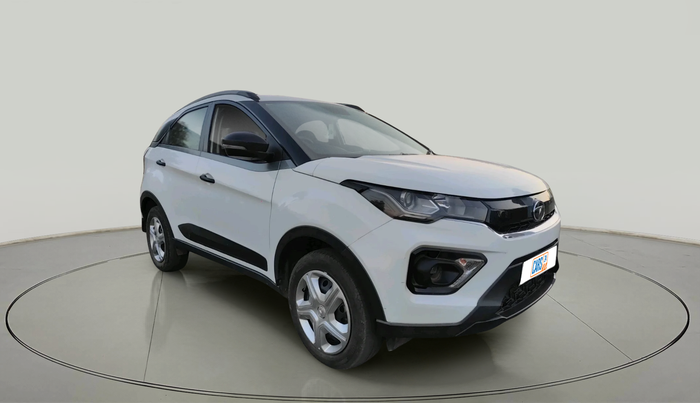 2022 Tata NEXON XM SUNROOF DIESEL, Diesel, Manual, 1,54,488 km, exterior