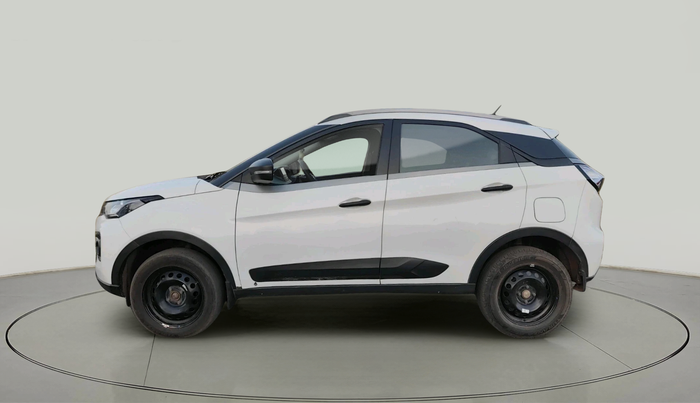 2022 Tata NEXON XM SUNROOF DIESEL, Diesel, Manual, 1,54,488 km, exterior