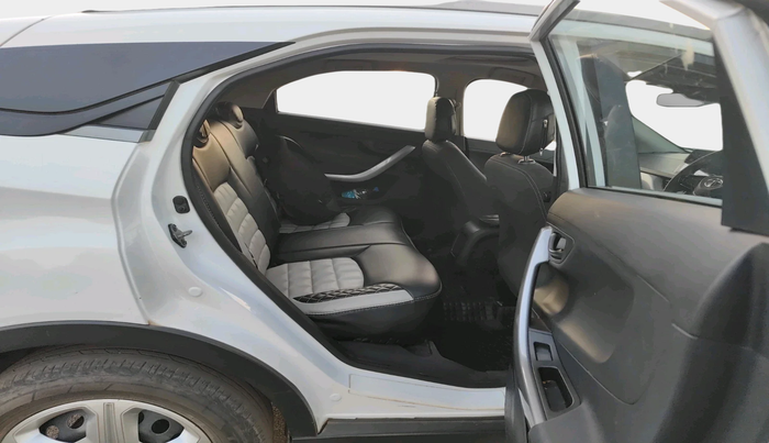 2022 Tata NEXON XM SUNROOF DIESEL, Diesel, Manual, 1,54,488 km, interior