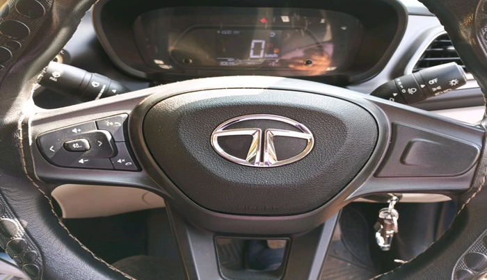 2023 Tata ALTROZ XM PLUS CNG, Petrol, Manual, 30,696 km, interior