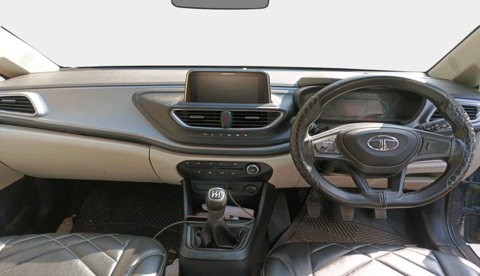 2023 Tata ALTROZ XM PLUS CNG, Petrol, Manual, 30,696 km, interior