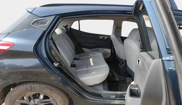 2022 Hyundai GRAND I10 NIOS SPORTZ AMT 1.2 KAPPA VTVT, Petrol, Automatic, 20,639 km, interior